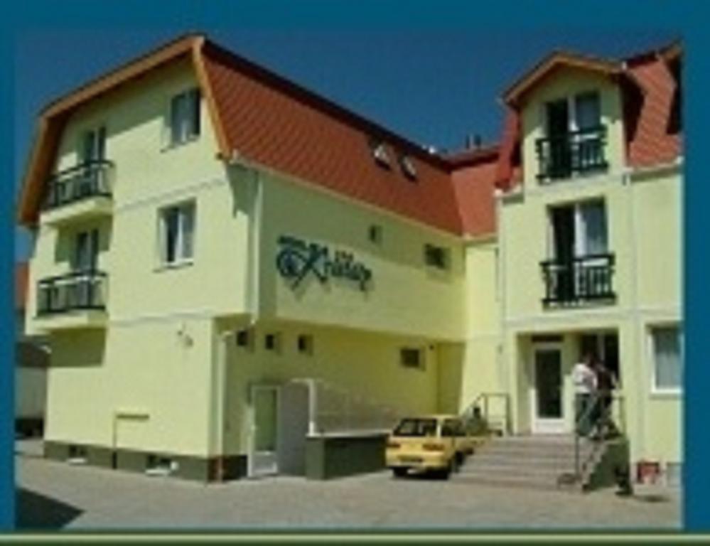 Hotel Kristaly Hajdúszoboszló Exterior foto